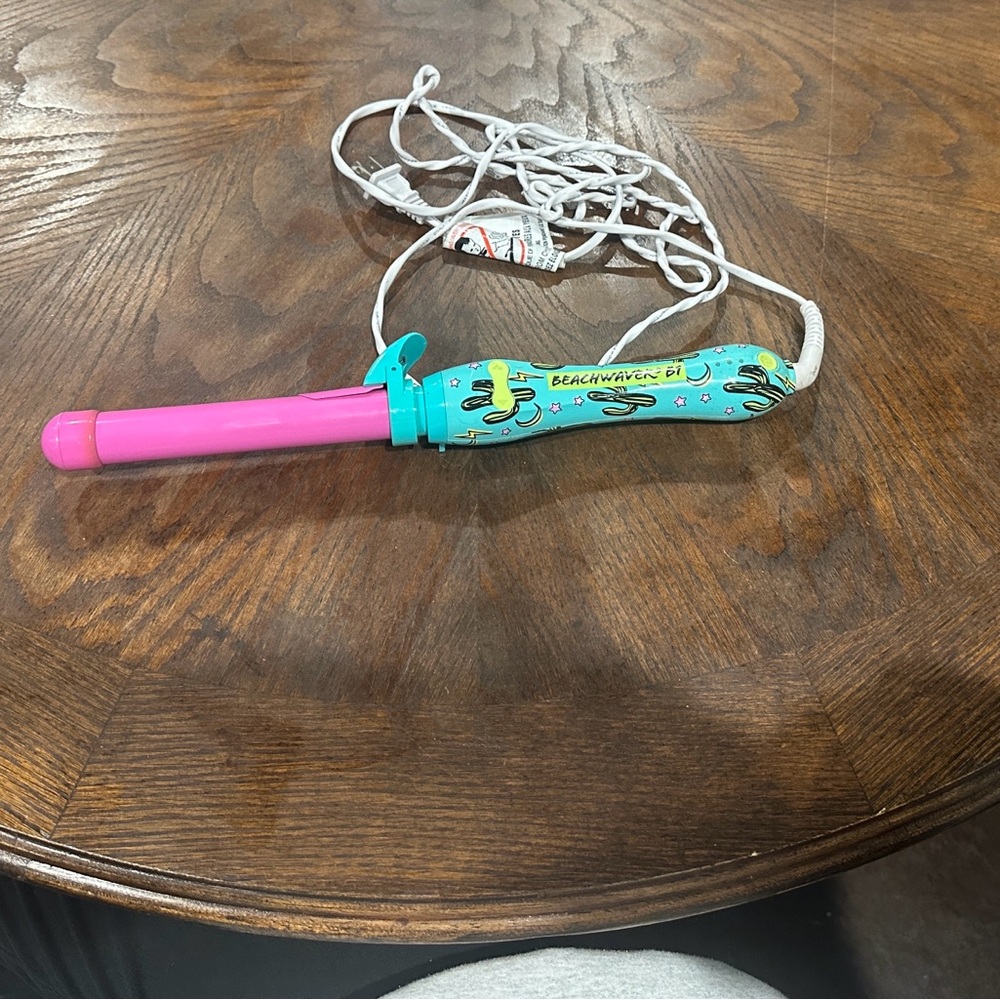 Beachwaver B1 Cactus print Curling Wand